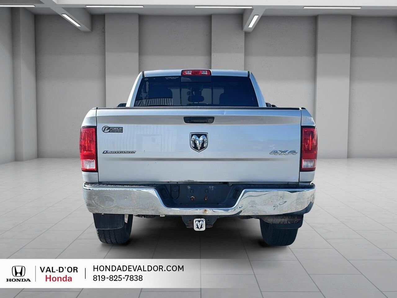 Ram 1500 Cabine multiplaces 4RM, 149 po Outdoorsman 2017 Argent Val-d'Or - photo #2