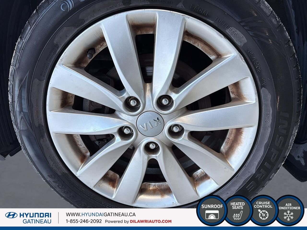 2014 Kia Forte LX+ berline 4 portes BA avec toit ouvrant Silver Ottawa & Gatineau - photo #5