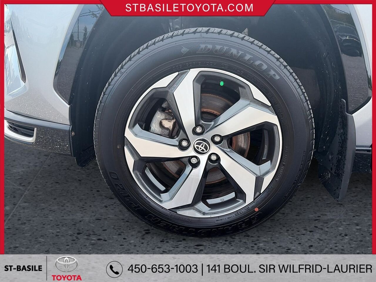 TOYOTA RAV4 PRIME 2024 Ciel argent métallisé Saint-Basile-le-Grand - photo #9