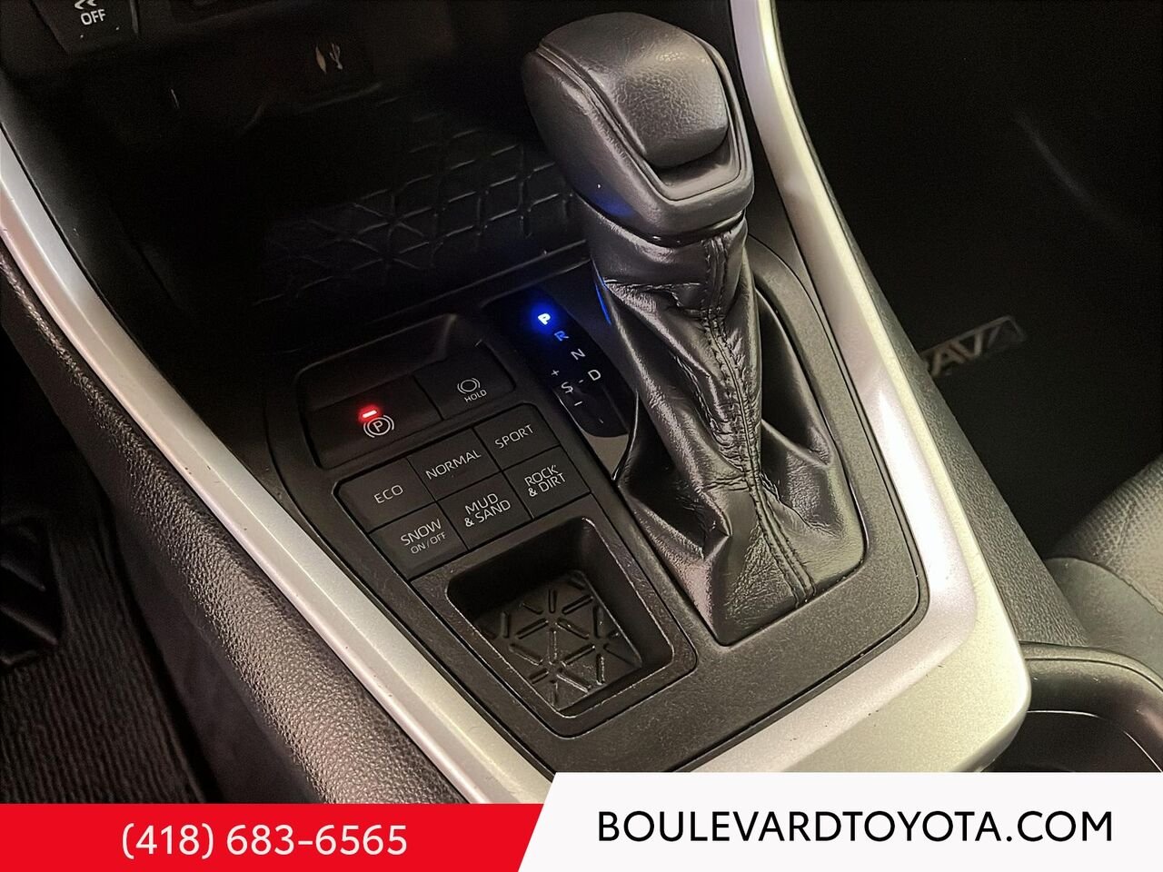 Toyota RAV4 99831B-188 | LE 2019 Gris magnétique métallisé Québec - photo #14