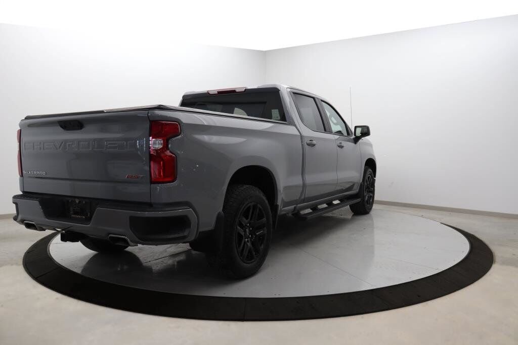 2024 Chevrolet Silverado 1500 VIN 1GCUDEED8RZ166970 Grey Baie-Comeau - photo #3