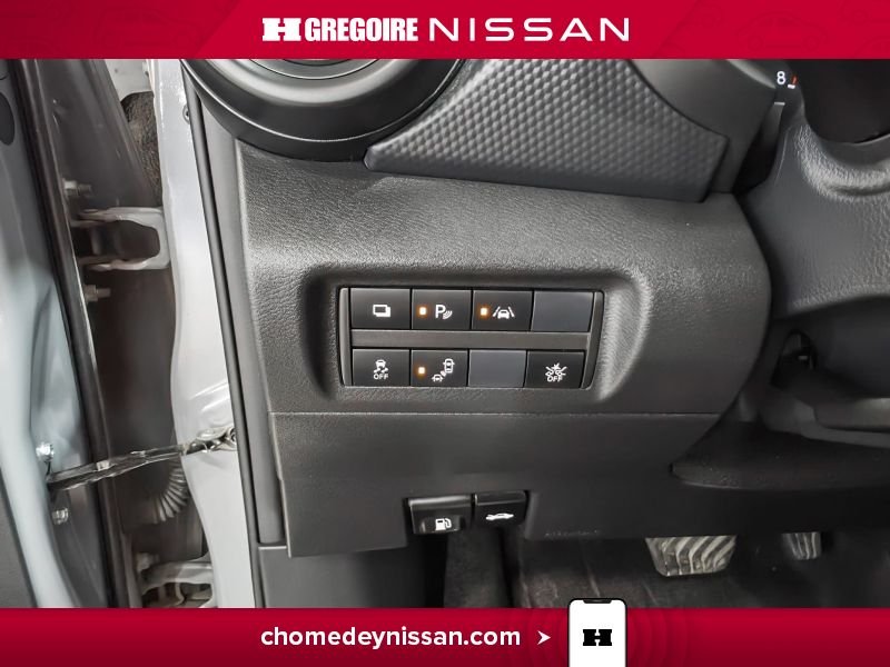 Nissan Kicks 2024 Gris Blainville - photo #13