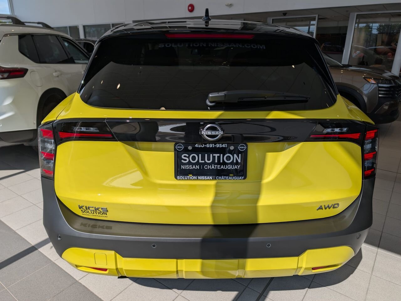 NISSAN Kicks KICKS SV 2026 Jaune yuzu métallisé/Noir intense Châteauguay - photo #9