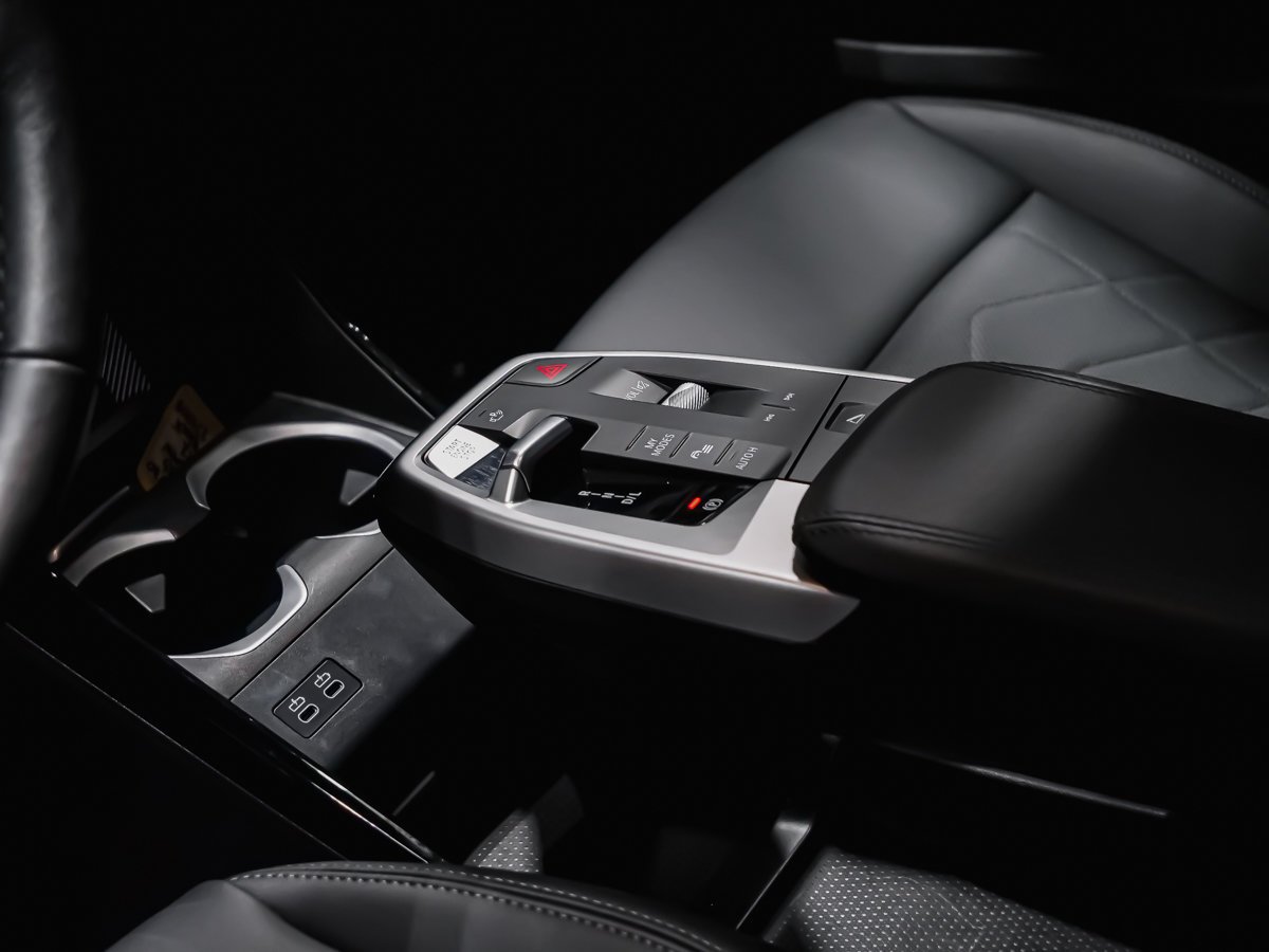 2025 BMW X2 xDrive28i Black Montreal - photo #6