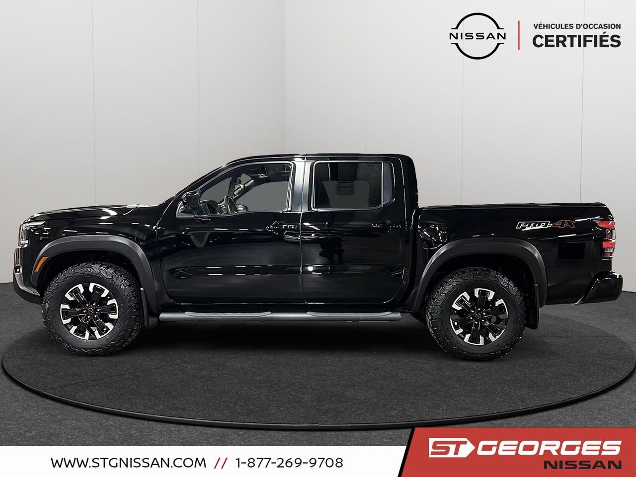 Nissan Frontier 2023 Noir Saint-Georges - photo #4