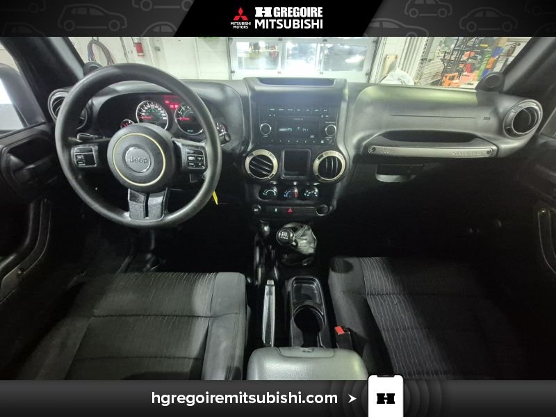Jeep Wrangler 2011 Noir Blainville - photo #22