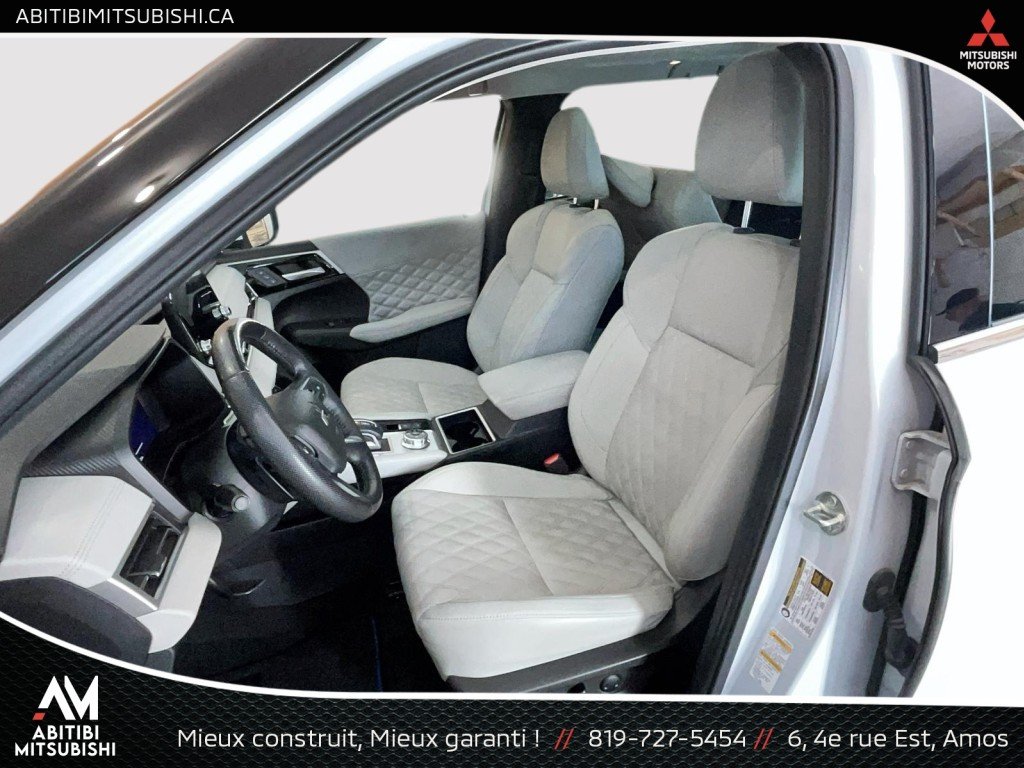 Mitsubishi Outlander PHEV 2023 Blanc Amos - photo #9