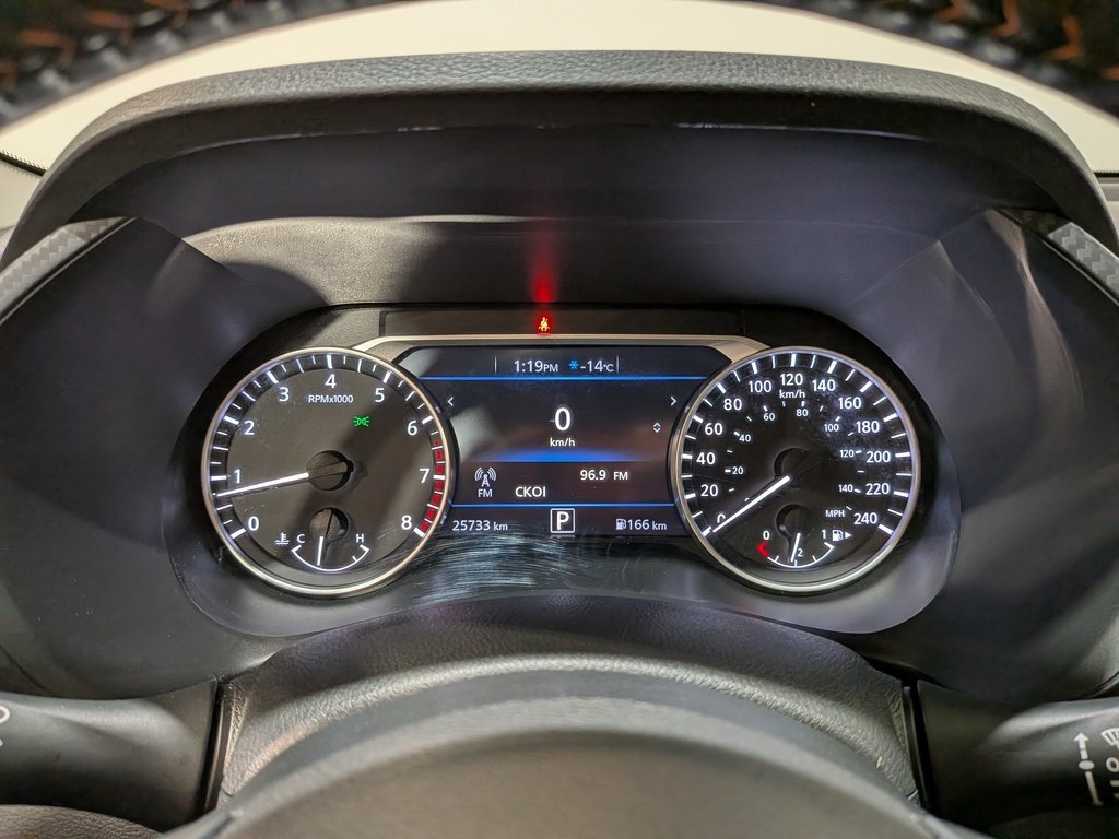 Nissan Sentra SR Manual 2025 Noir Val-David - photo #16