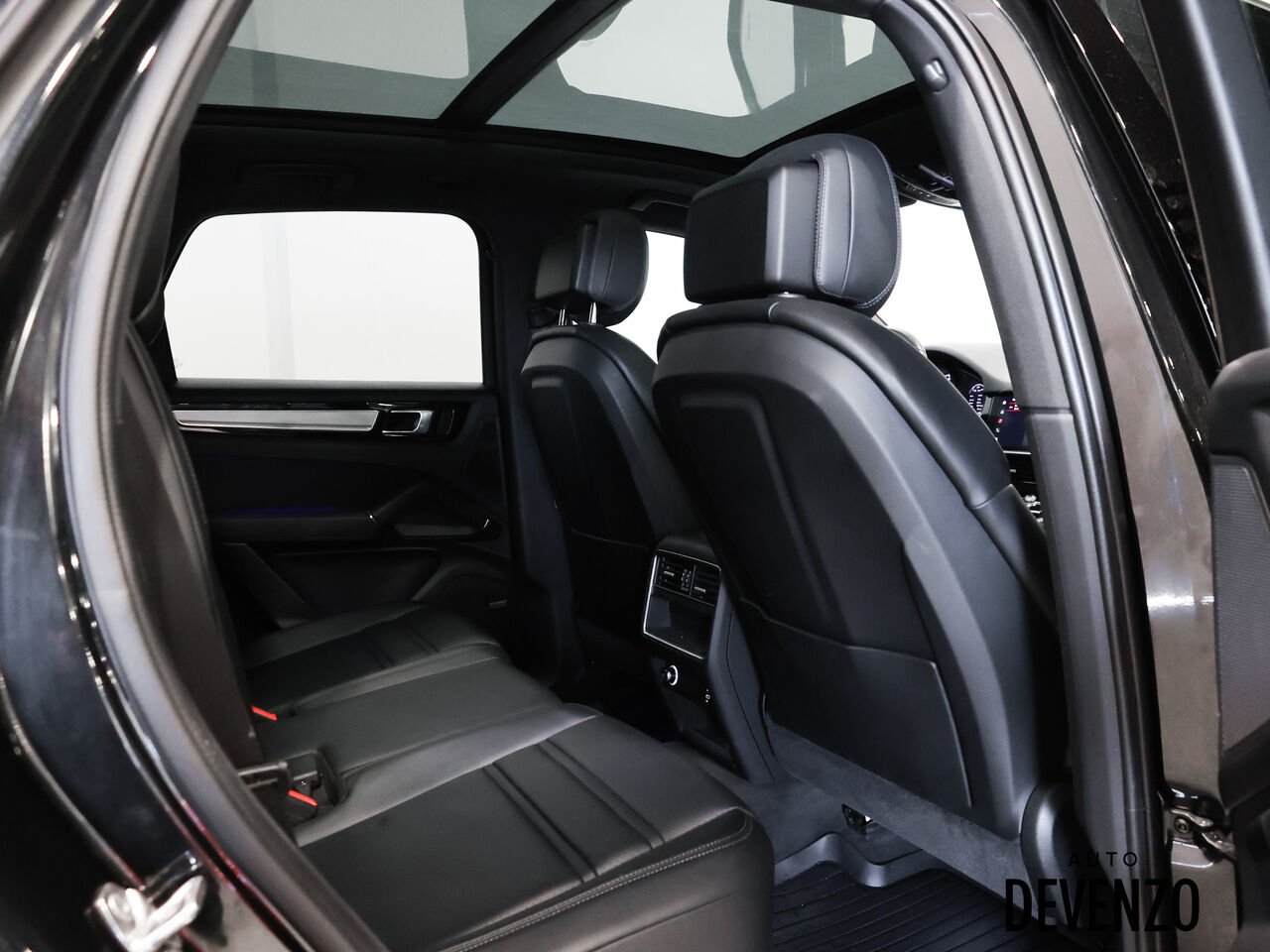 Porsche Cayenne 2023 Noir Saint-Eustache - photo #8