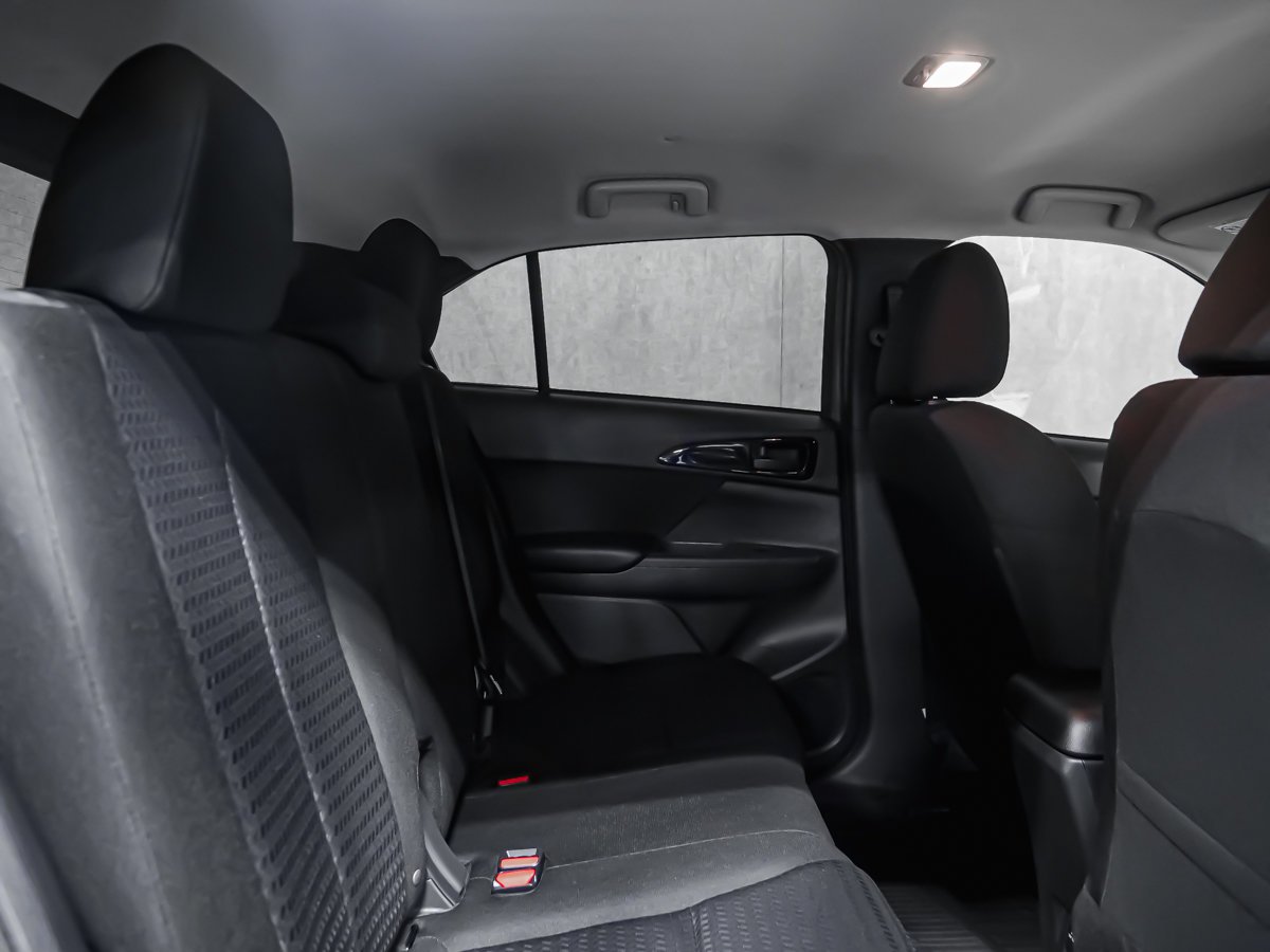 2026 Mitsubishi Eclipse Cross ES Titanium Grey Metallic Montreal - photo #18