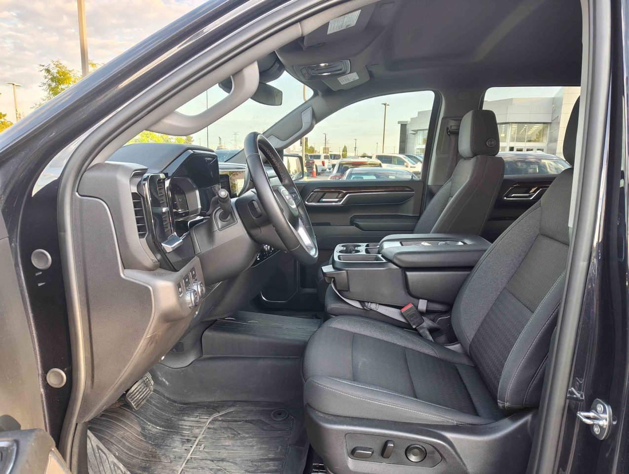 2024 GMC Sierra 1500 4WD Crew Cab 147 Elevation Black Sherwood Park - photo #7