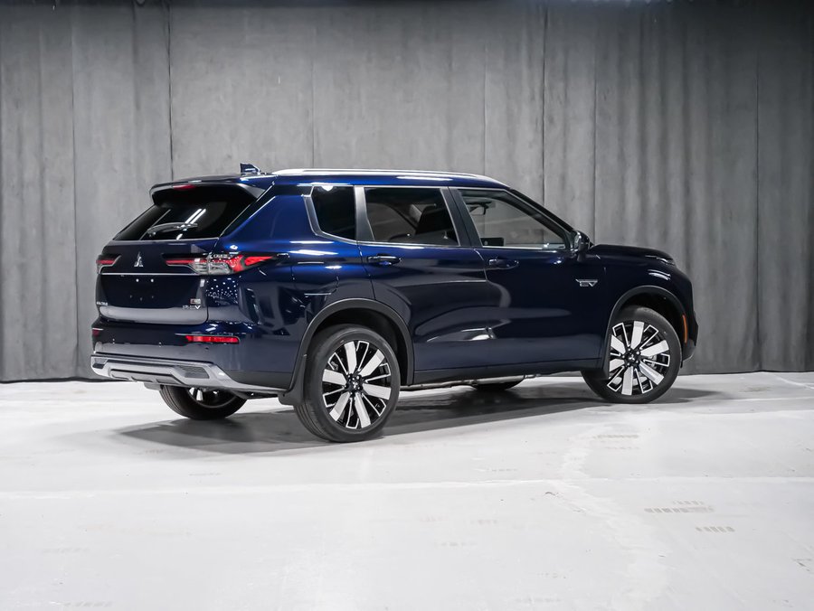 Mitsubishi Outlander PHEV SEL 2026 Bleu cosmique métallisé