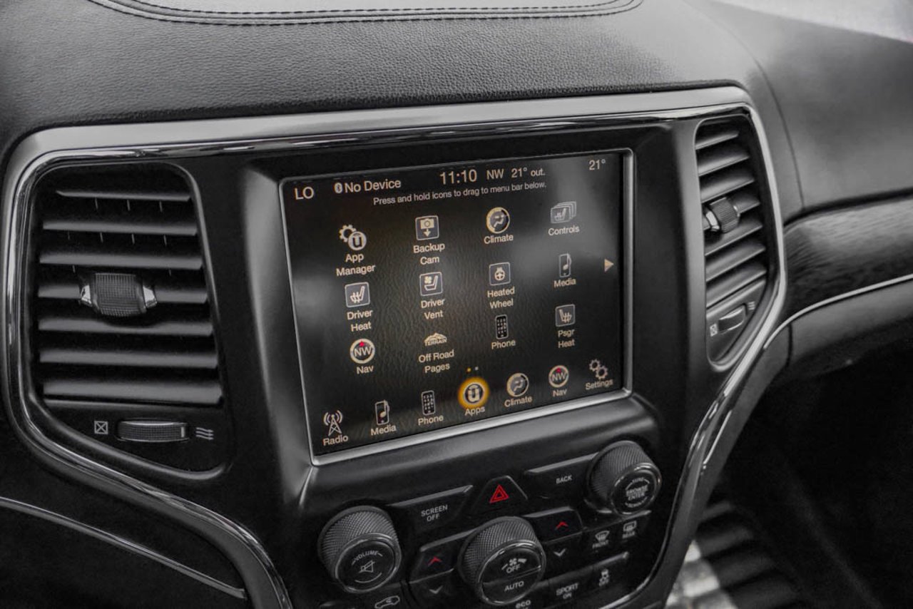 2017 Jeep Grand Cherokee 4WD 4dr Summit Black Sherwood Park - photo #24