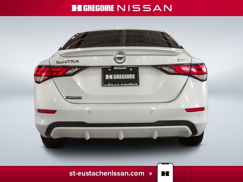 Nissan Sentra 2022 Blanc Laval - photo #10
