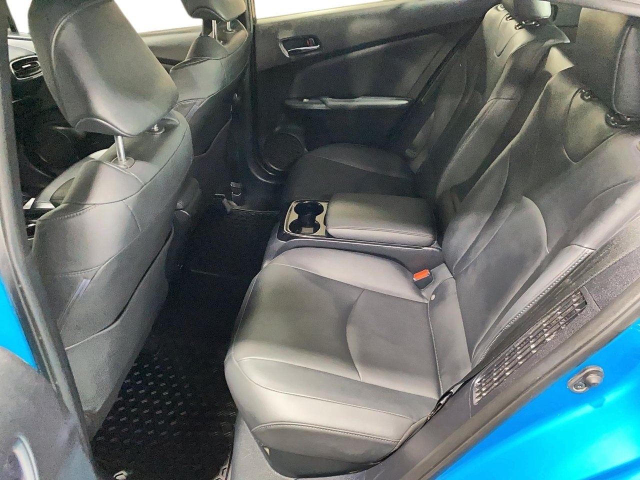 2018 Toyota Prius Prime VIN JTDKARFP7J3078581 Blue Baie-Comeau - photo #6
