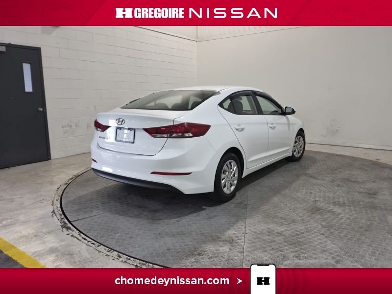 Hyundai Elantra 2017 Blanc Blainville - photo #8