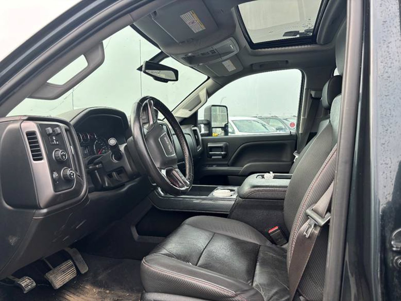 2019 GMC Sierra 2500HD 4WD Crew Cab 153.7 SLT Grey Sherwood Park - photo #5
