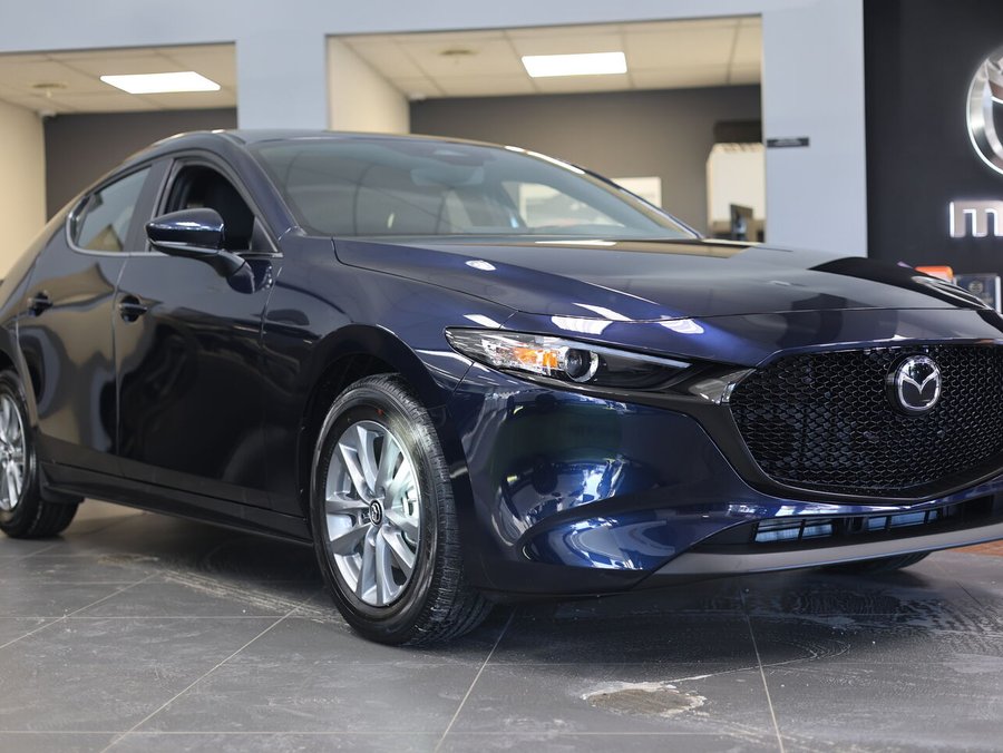 Mazda Mazda3 Sport Automatique, tout équipé, sièges chauffants, caméra de recul fwd 2025 Bleu cristal foncé mica