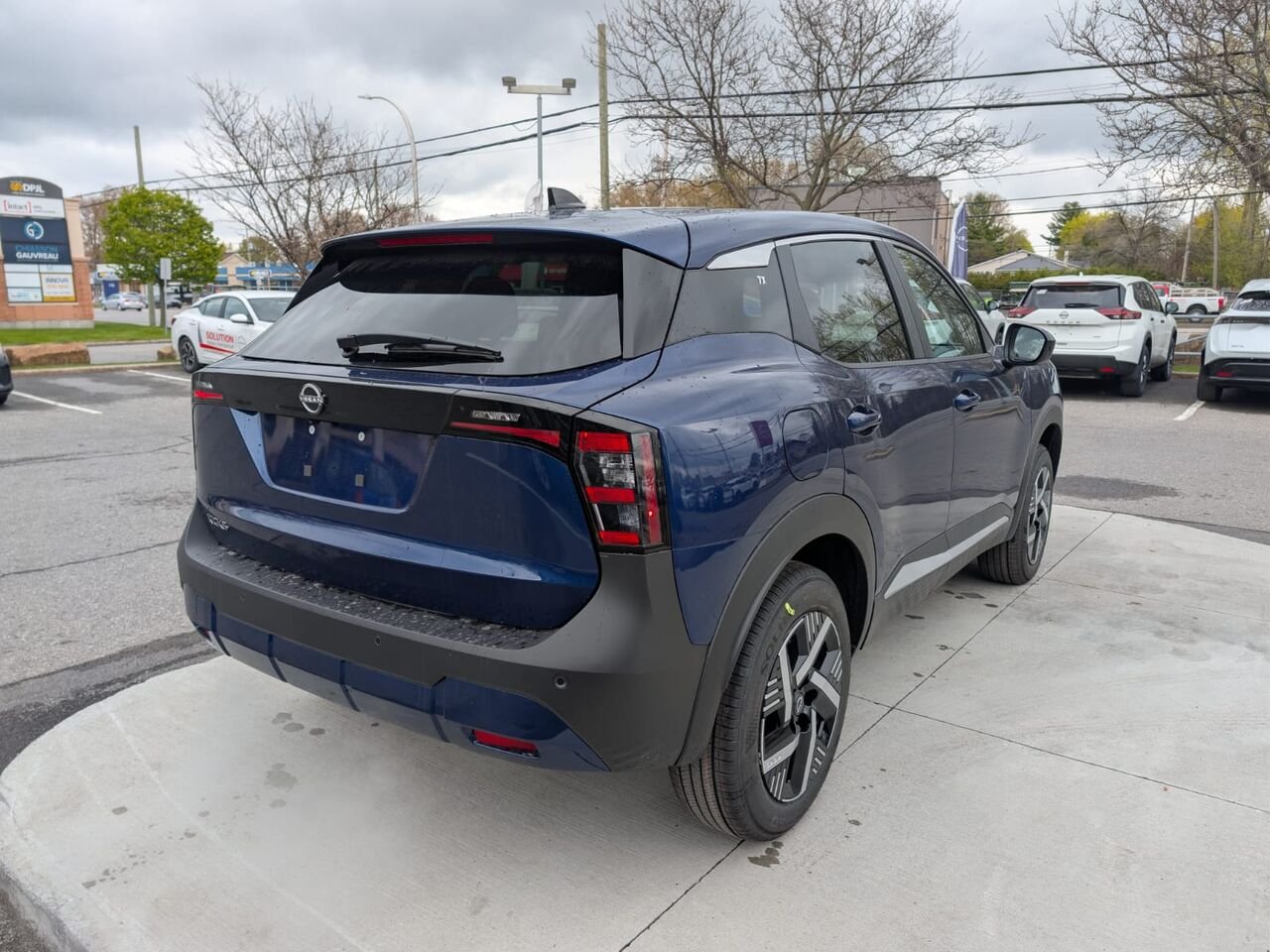 NISSAN Kicks KICKS SV AVANT 2026 Bleu foncé nacré Châteauguay - photo #8
