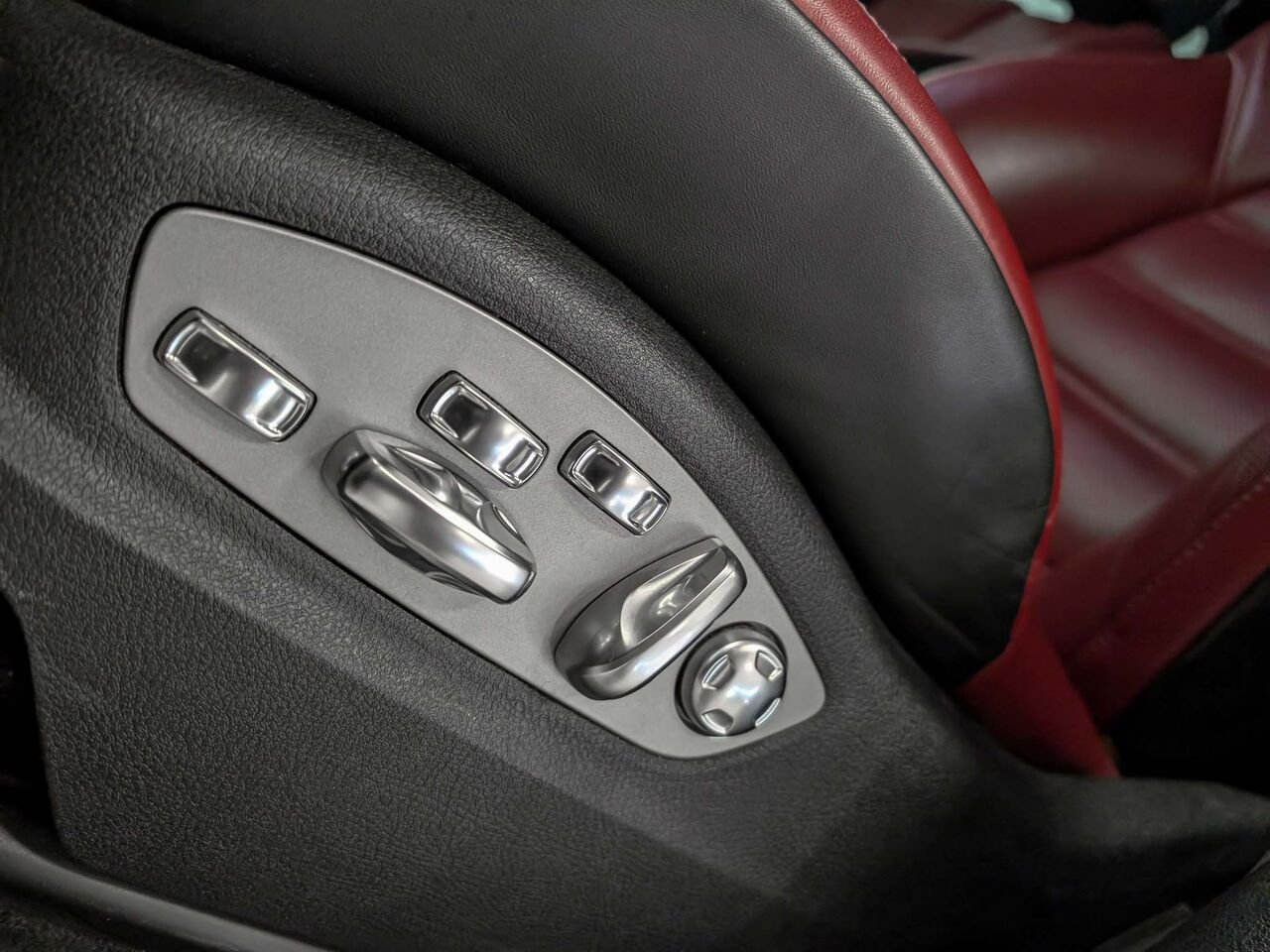 Porsche MACAN GTS Option Sport Exhaust Roues 21" Carbon Fiber 2023 Gris Sherbrooke - photo #9