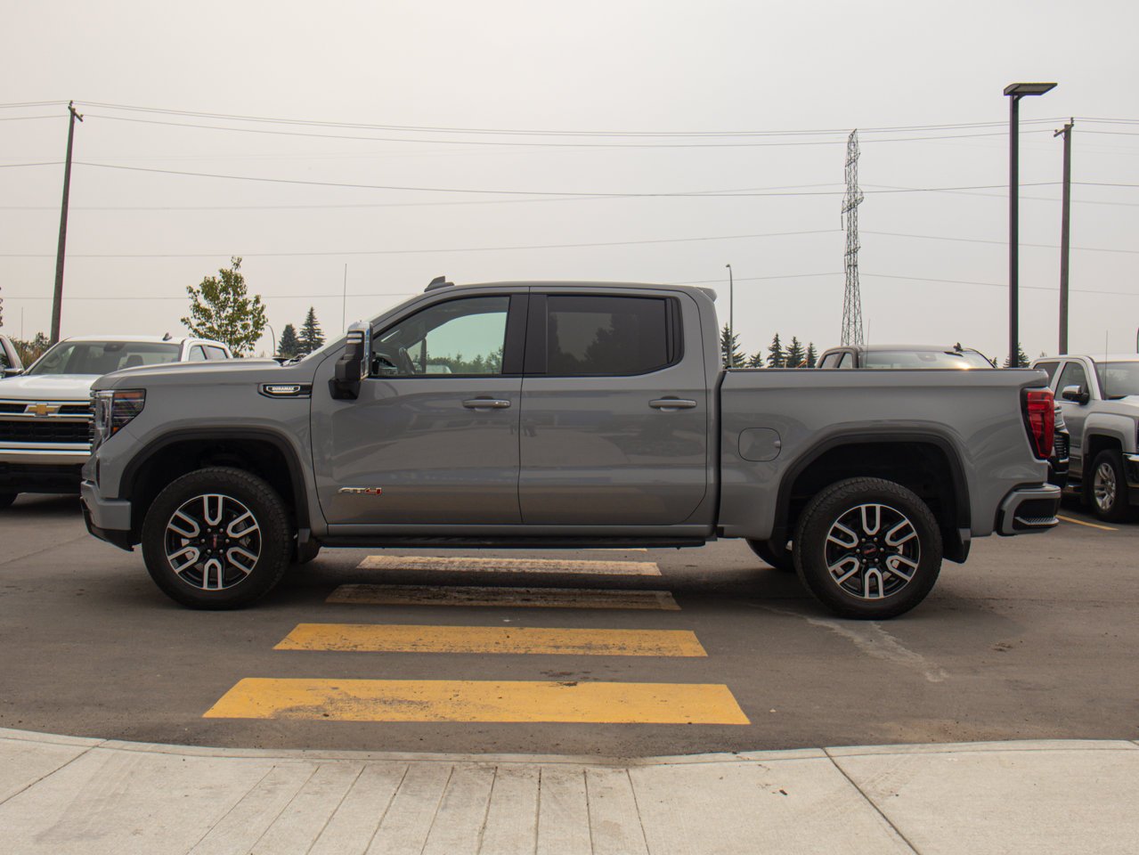 2024 GMC Sierra 1500 4WD Crew Cab 147 AT4 Grey Sherwood Park - photo #6