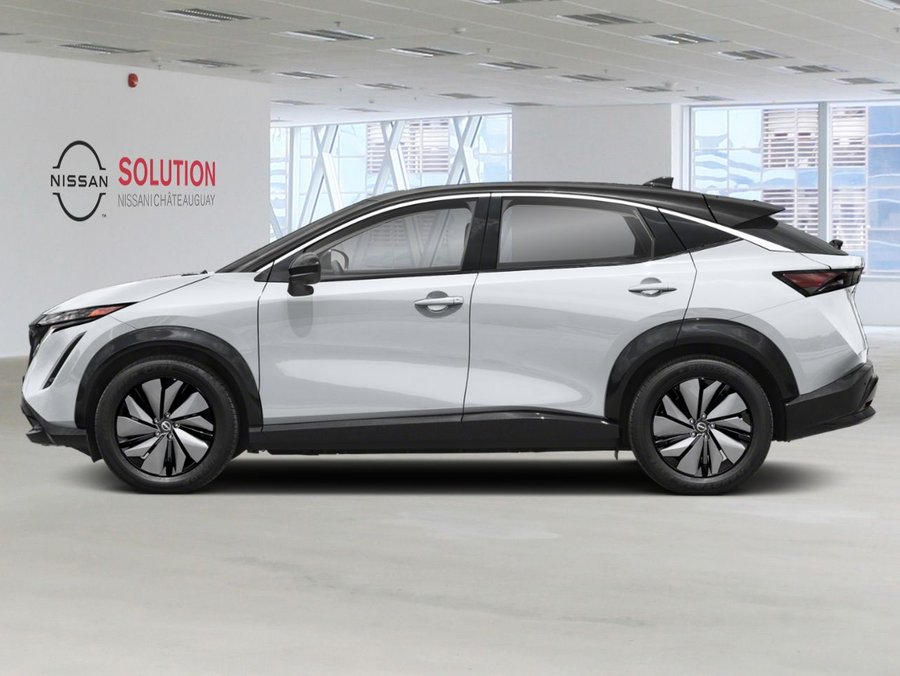 2026 NISSAN ARIYA 2026 Everest White Pearl Tricoat/Black Diamond Pearl