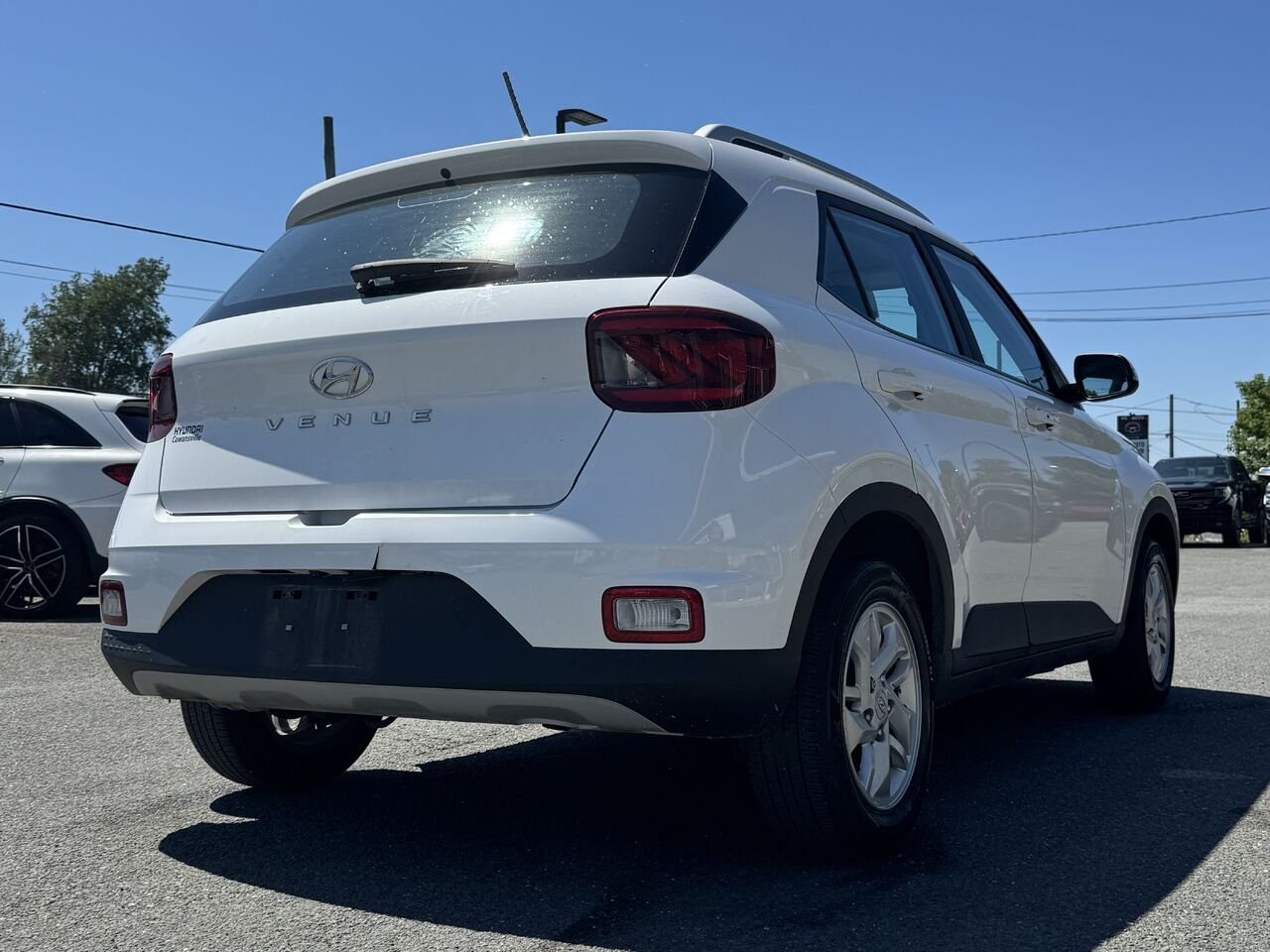 2024 Hyundai Venue Preferred White Granby - photo #6