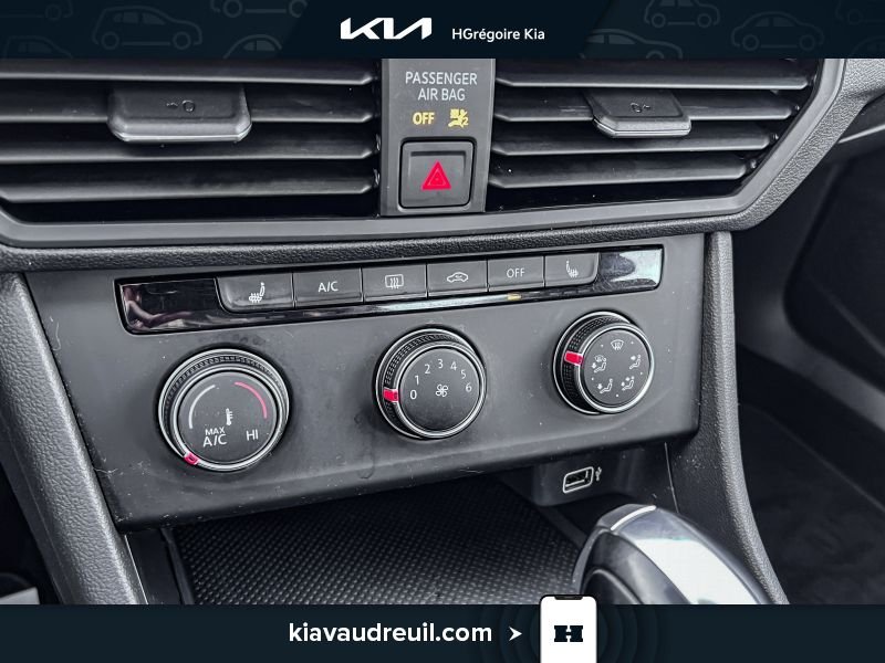 Volkswagen Jetta KF8009 | Comfortline 2019 Gris Laval - photo #19