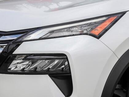 Nissan Rogue 2026 Blanc Everest nacré triple couche Blainville - photo #9