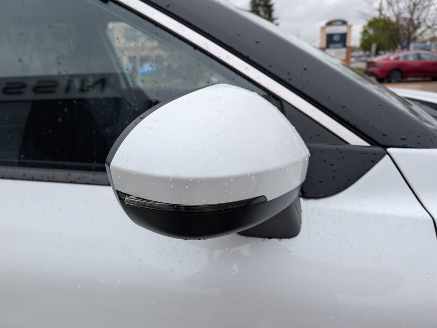 2026 NISSAN Rogue 2026 Everest White Tricoat Pearl