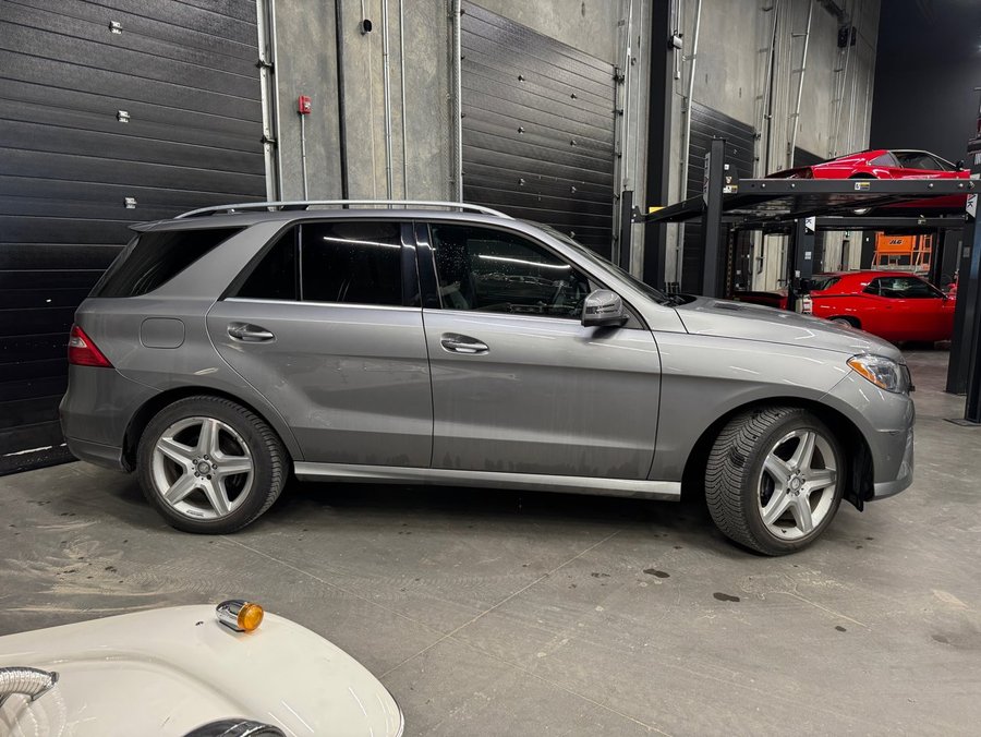 2015 Mercedes-Benz M-Class 2015 Grey
