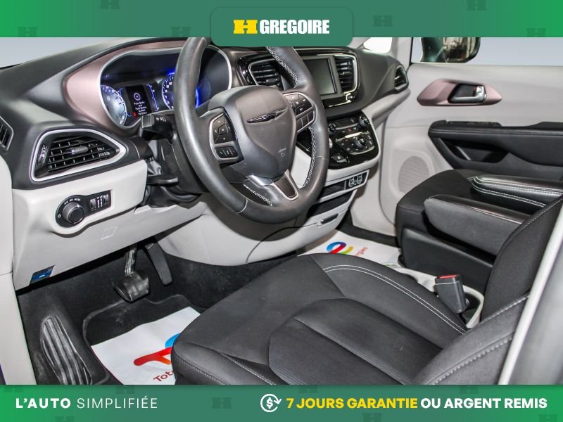 2024 Chrysler Grand Caravan Black Saint-Eustache - photo #15