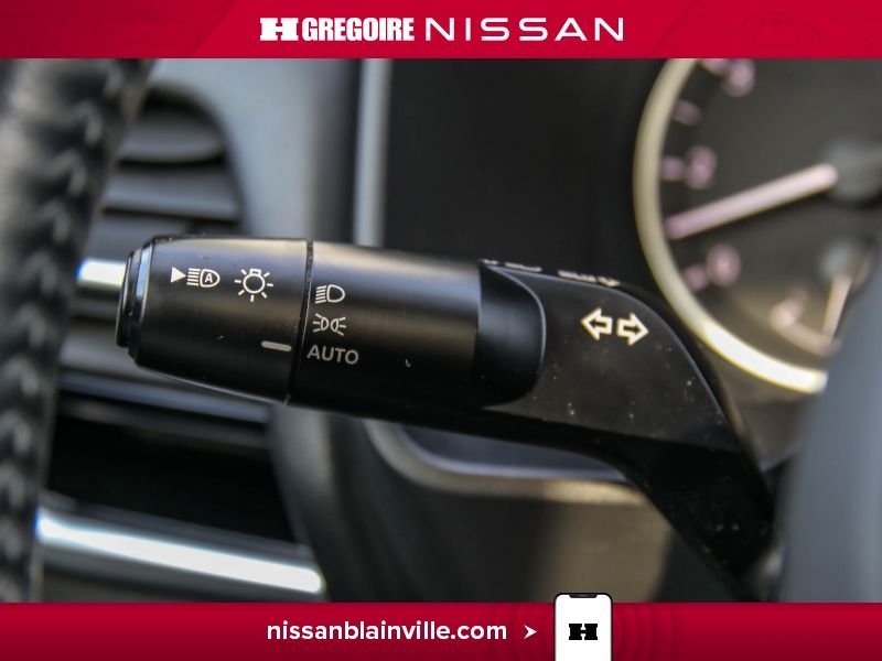2023 Nissan Rogue Grey Laval - photo #21