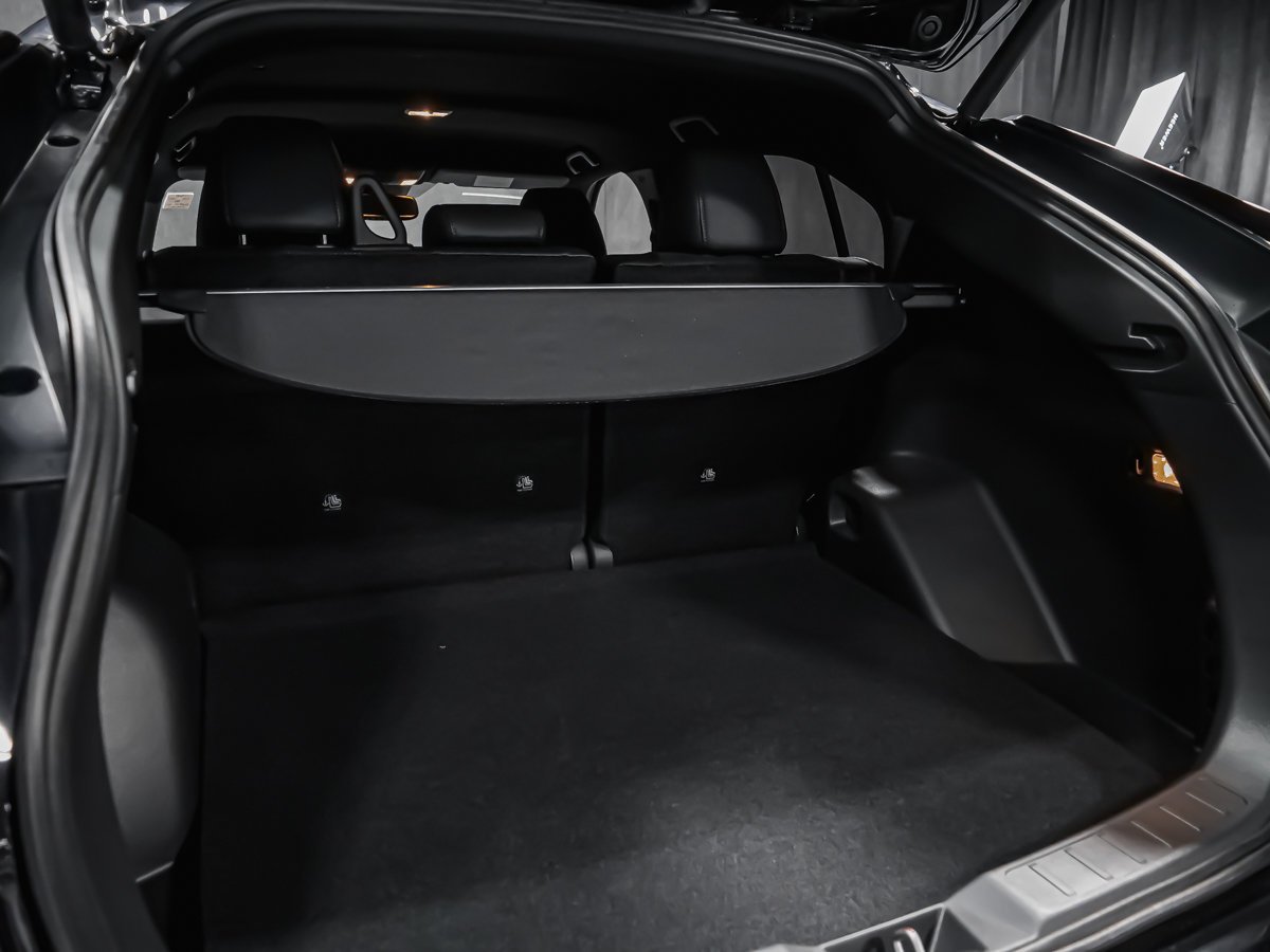 2026 Mitsubishi Eclipse Cross NOIR White Diamond Montreal - photo #9