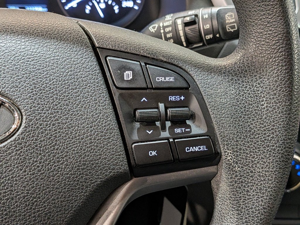 Hyundai Tucson FWD 4dr 2.0L 2017 Noir Val-David - photo #15