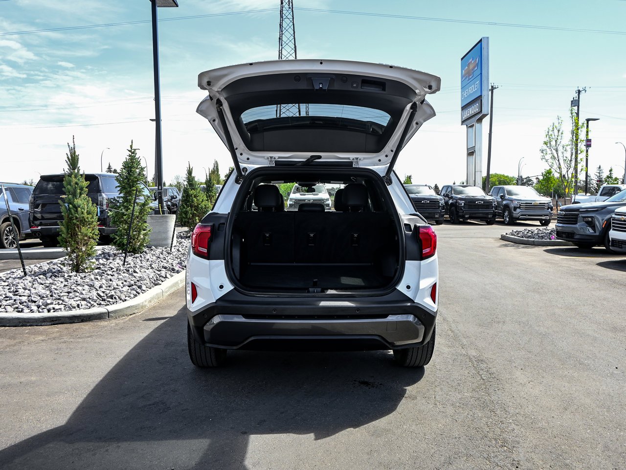 2026 GMC Terrain AWD 4dr Elevation White Sherwood Park - photo #13