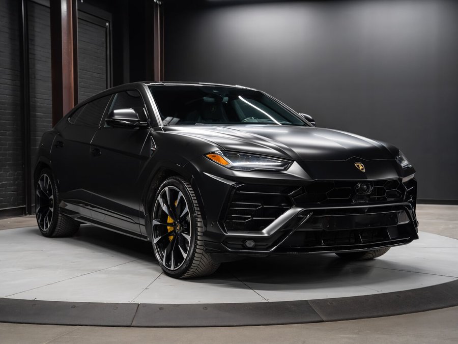 2020 Lamborghini Urus 2020 Black