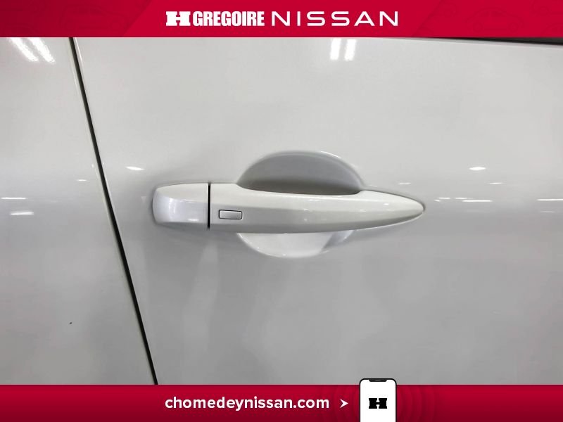 Nissan Rogue 2024 Blanc Laval - photo #12