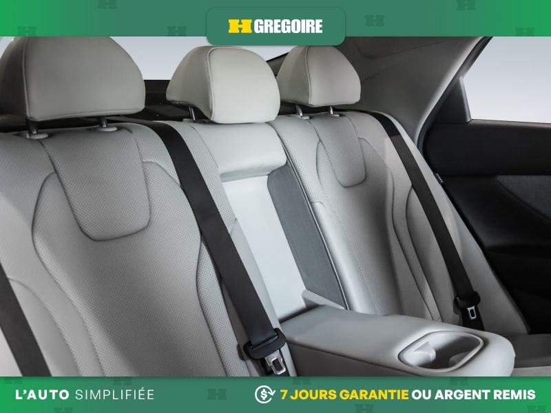 2025 Hyundai Elantra Grey Saint-Eustache - photo #26