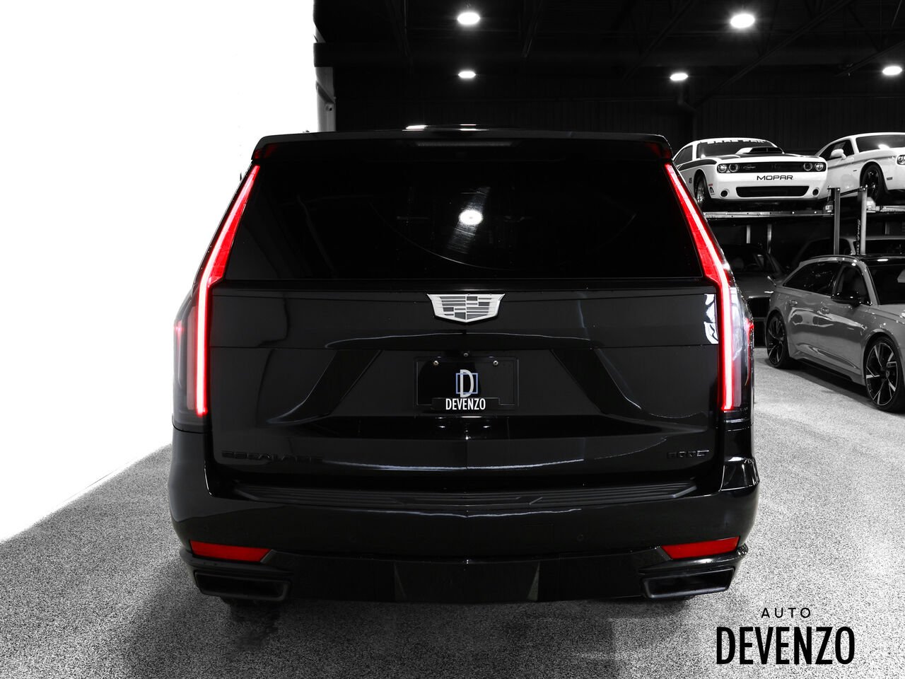 2022 Cadillac Escalade Black Saint-Eustache - photo #3