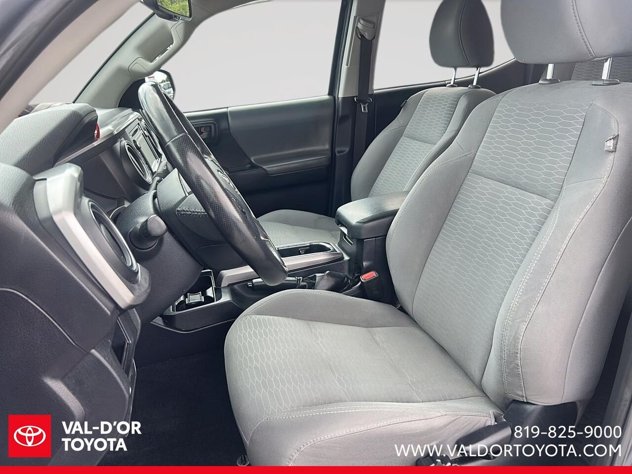 Toyota Tacoma SR5 Double Cab V6 4RM BA 2017 Gris Val-d'Or - photo #7