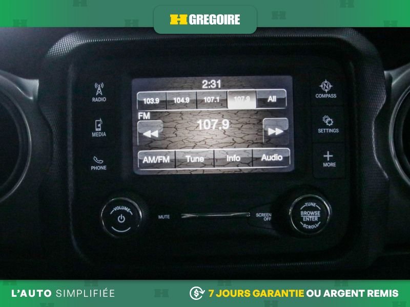 2022 Jeep Wrangler Black Saint-Eustache - photo #18