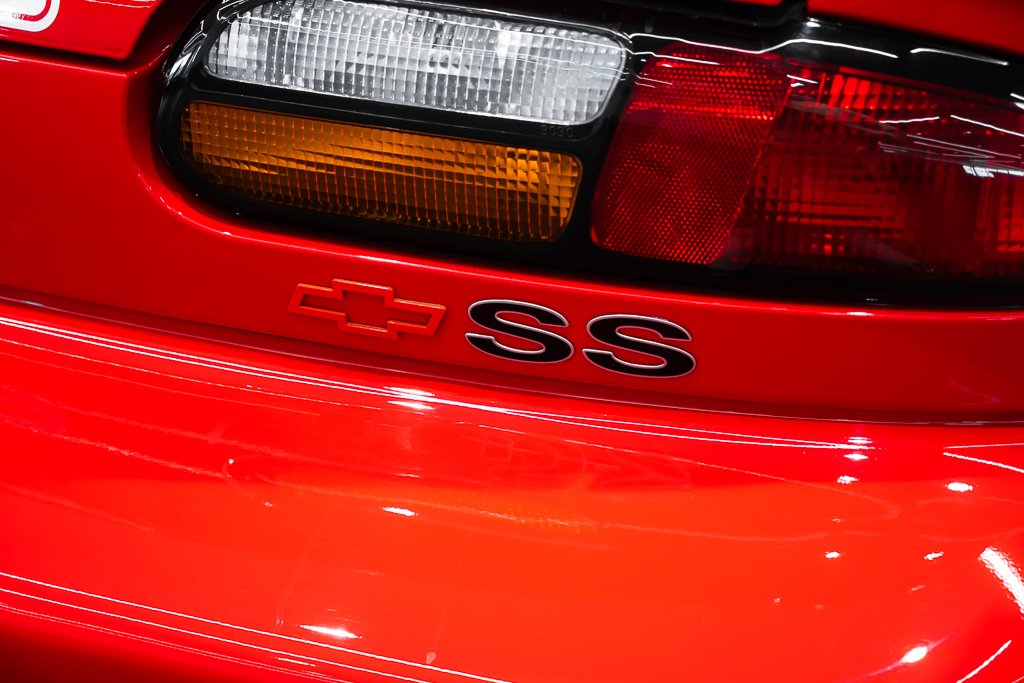 2002 Chevrolet Camaro SS PRIX EN USD *CAR IN MILES * Red Montreal - photo #7