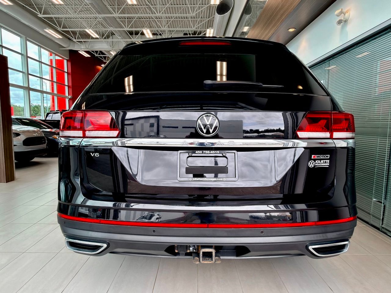 2022 Volkswagen Atlas Black Notre-Dame-des-Prairies - photo #9