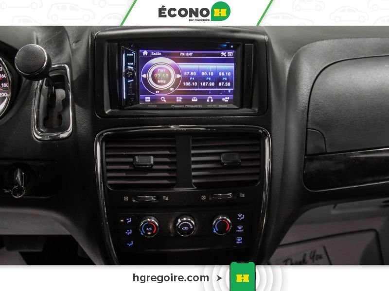 2017 Dodge GR Caravan White Laval - photo #15