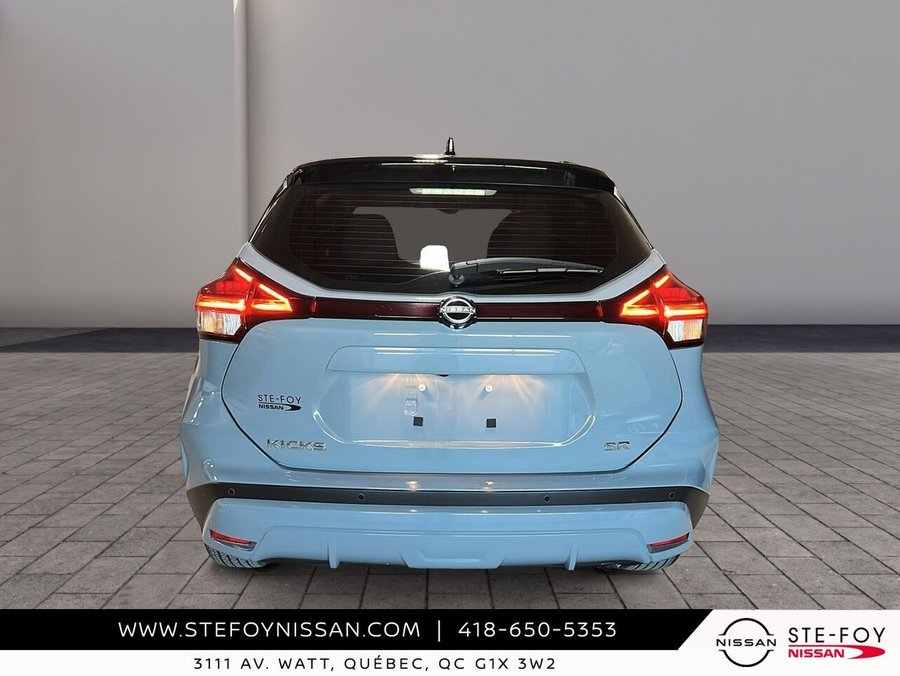 Nissan Kicks SR S6854 2024 Gris