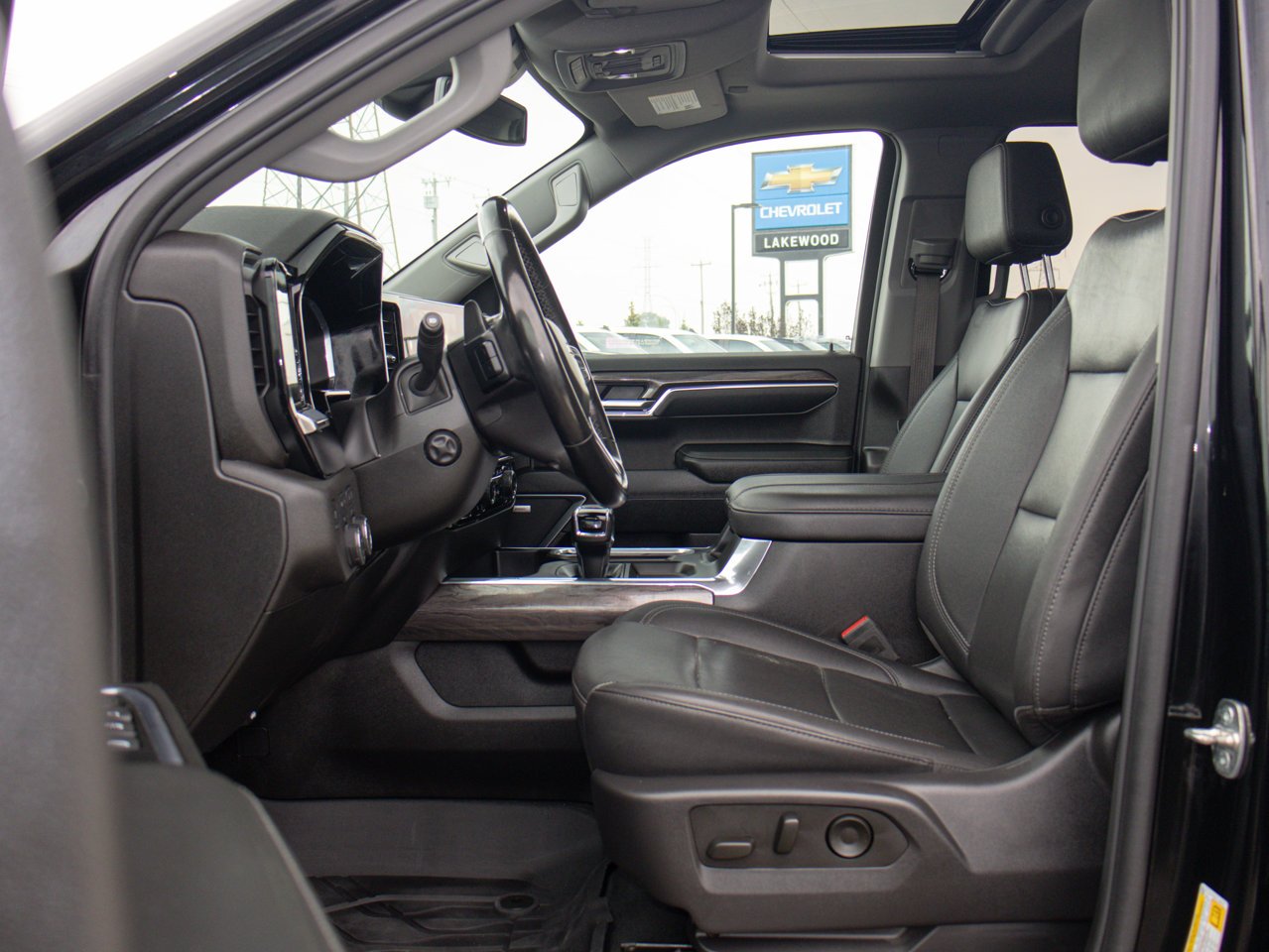 2024 Chevrolet Silverado 1500 4WD Crew Cab 147 LTZ Black Sherwood Park - photo #19