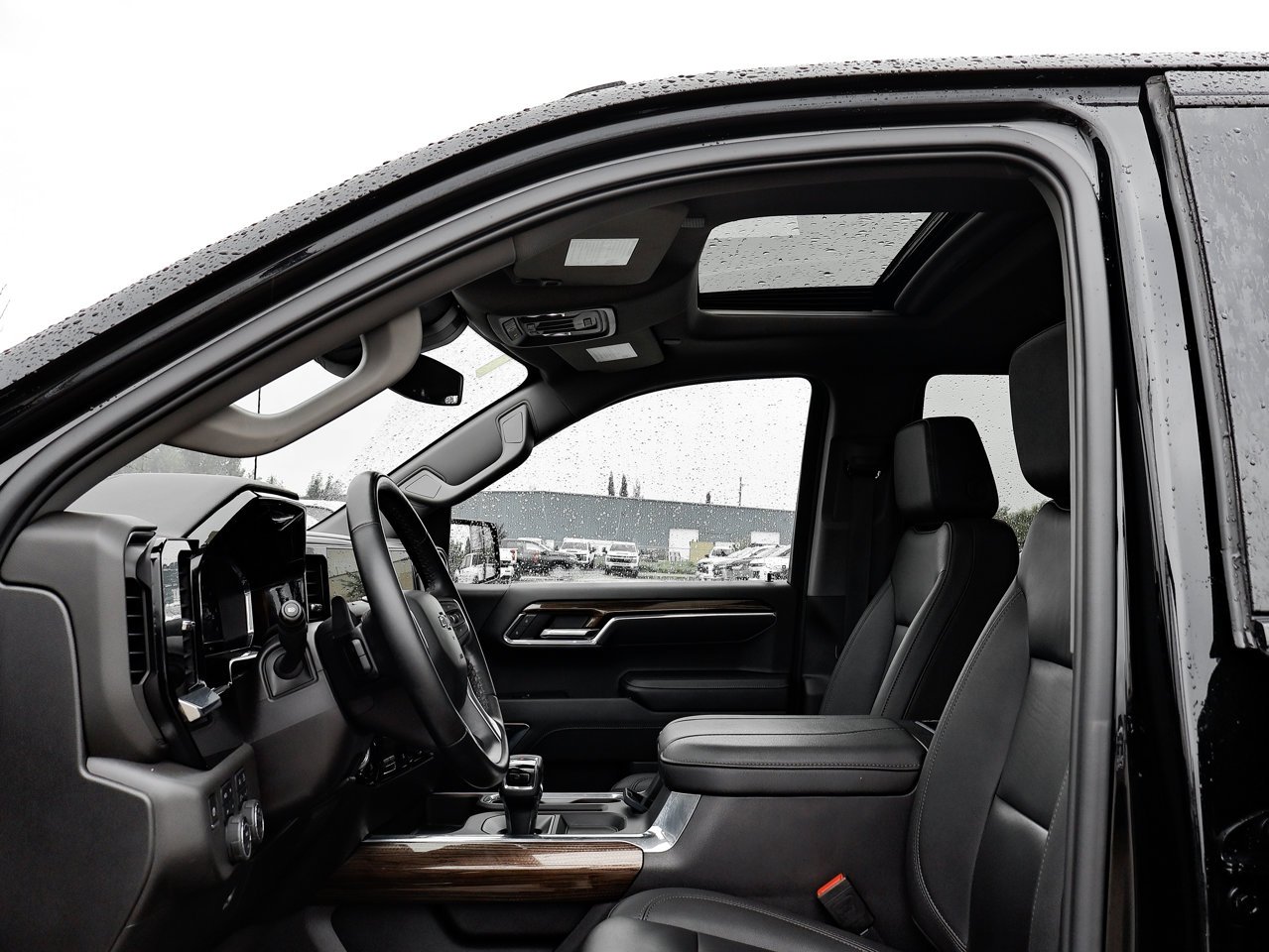 2024 Chevrolet Silverado 1500 4WD Crew Cab 147 RST Black Sherwood Park - photo #15