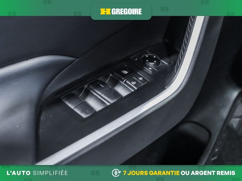 2023 Toyota Rav 4 Silver Saint-Eustache - photo #15