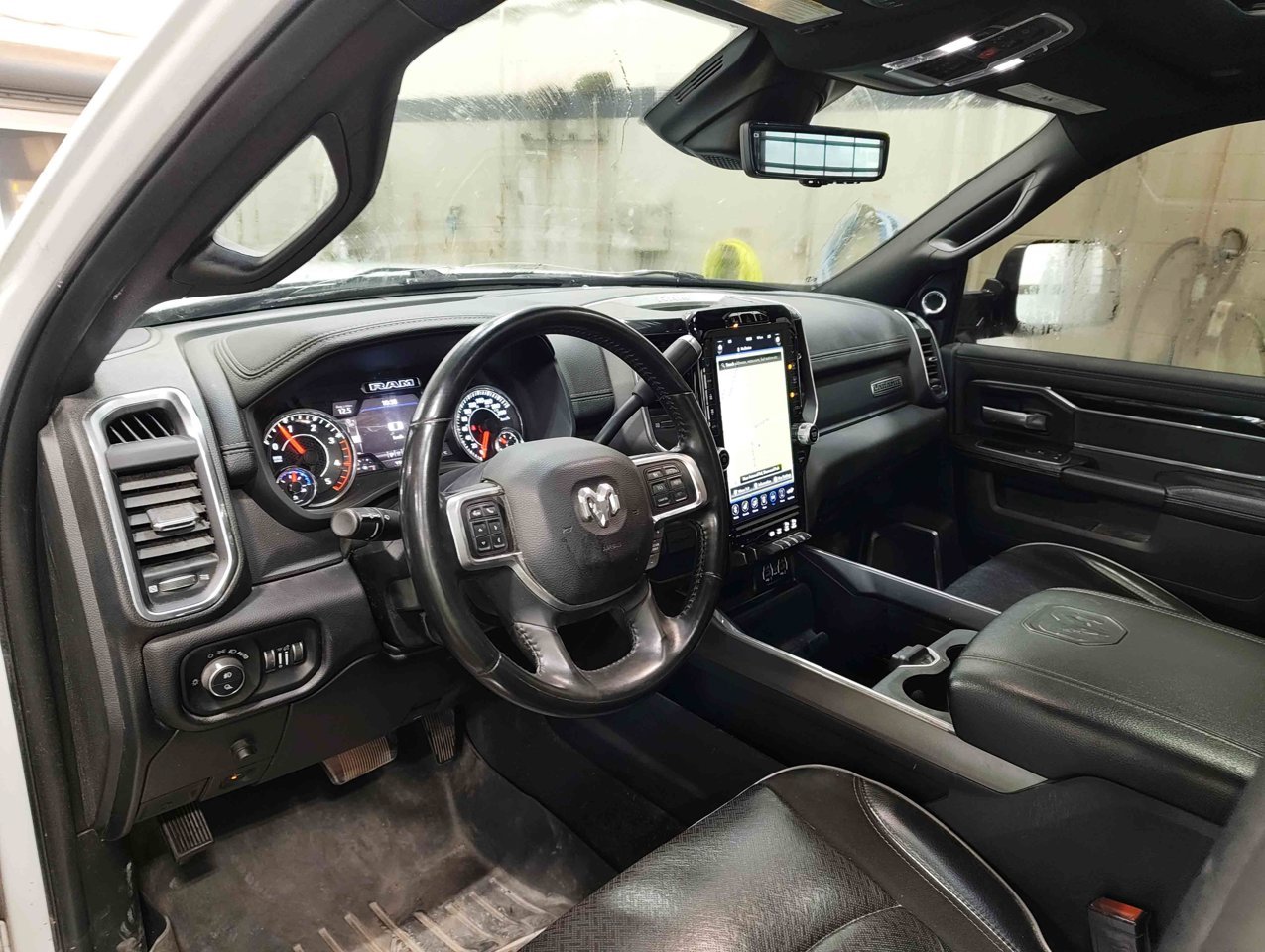 2021 Ram 2500 Laramie 4x4 Crew Cab 6'4 Box White Sherwood Park - photo #6